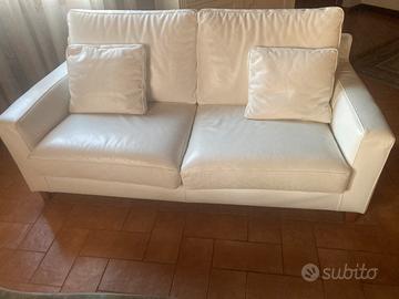Divano bianco in pelle 3 posti