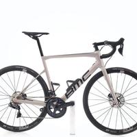 Bicicletta BMC Team Machine SLR Two Carbonio Di2 1