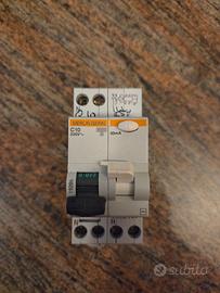 Magnetotermico Differenziale Merlin Gerin C10 30mA
