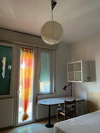 A studentessa camera singola zona Arco Augusto