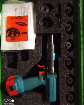 Kit punzonatore a batteria per raccordi PG – 9861E