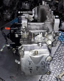 Kymco People GTi 300 : motore