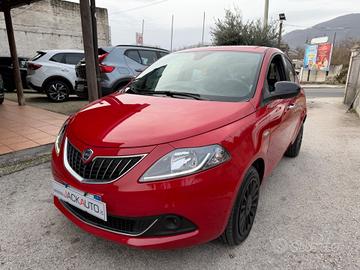 Lancia Ypsilon 1.0 FireFly 5 porte S&S Hybrid Gold