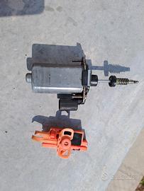 Alzacristallo anteriore sinistro punto evo 2010