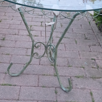 Tavolino rotondo da porticato in stile shabby