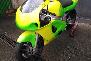 Suzuki gsxr 600 srad