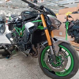 SMEMBRO KAWASAKI Z 900 SE 2025 1253KM