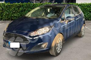 FORD Fiesta 1.5 TDCi 75CV 5 porte Business POCHI