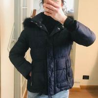 Piumino blu scuro con cappuccio rimovibile