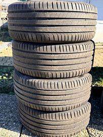 Gomme 225/45/17 estive Pirelli