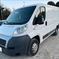 Trasporti e traslochi noleggio con conducente