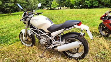 Ducati Monster 600 dark 1999