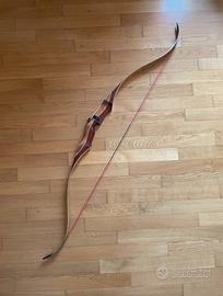 Arco ricurvo monoblocco