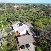 VILLA SINGOLA A POLIGNANO A MARE