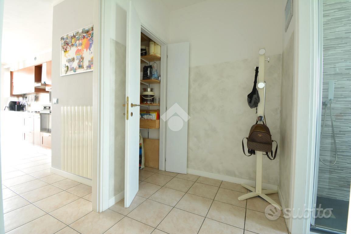 Apartment in Busnago, Monza e della Brianza - Vista 5