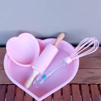 Set stampi mattarello e frusta in silicone Thun