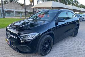 MERCEDES-BENZ GLA 180 d Automatic Sport