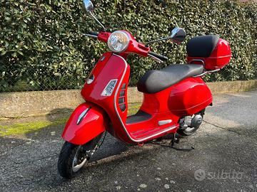 Vespa GTS 125
