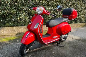 Vespa GTS 125