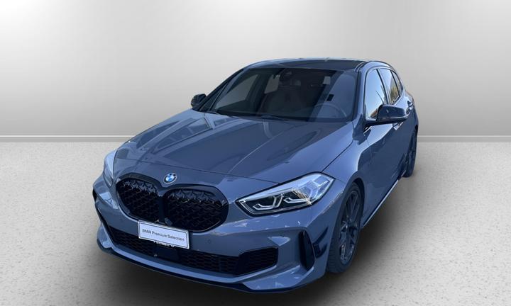 BMW Serie 1 (F40) - M 135i xDrive