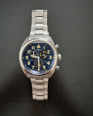 Orologio Citizen in titanio