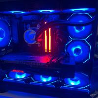 Pc da gaming facia alta con schermo lcd integrato