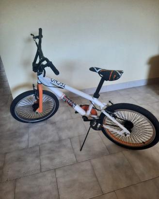 BMX bianca