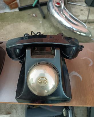 Telefono bachelite