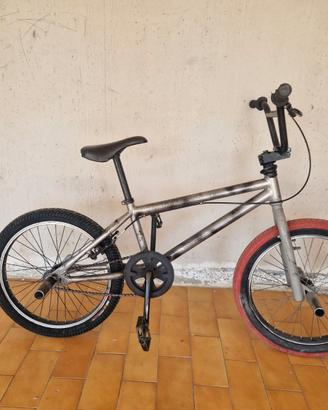 Bicicletta BMX