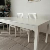 Tavolo Ikea allungabile