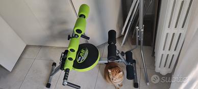 attrezzo/panca per addomninali