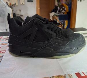 Jordan 4 Kaws Black👟⚫️⚫️