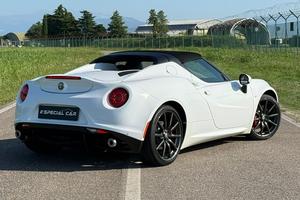 Alfa Romeo 4C 1750 TBi Spider "SOLO 9.500 KM"