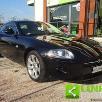 JAGUAR XK 4.2 V8 Coupé