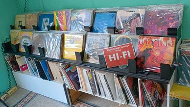 espositore per 1600 dischi vinili