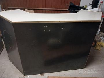 Banco da dj in legno