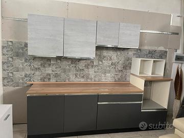 Cucina componibile da 270cm