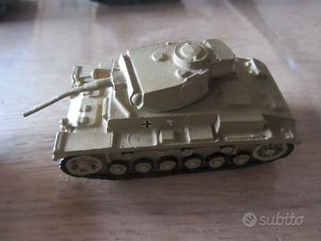 Riproduzione di Modellini vintage di carri armati