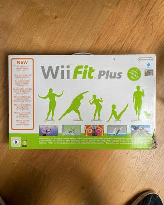 Nintendo Wii Fit Plus con Balance Board – Completo