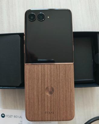 Motorola Razr 60 Ultra 16/512Gb - super