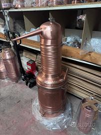 Alambicco da 51 litri a bagnomaria, distillatore.