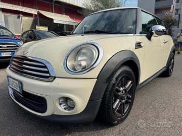 MINI One 1.6 16V One (55kW)