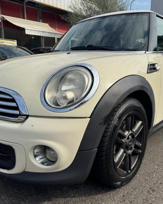 MINI One 1.6 16V One (55kW)