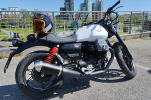 Moto Guzzi v7 special edition