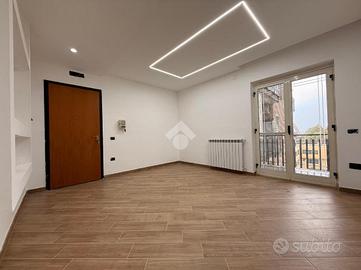 3 LOCALI A CASALNUOVO DI NAPOLI