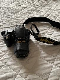Reflex Nikon D3100