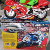 Moto Giocattolo con Pilota – Funzionamento a Batte