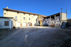 Rustico a San Giorgio della Richinvelda (PN)