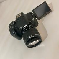 Canon eos 700D + ef-s 18/55 III + 2 batterie +3 sd