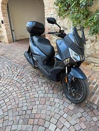SYM Joyride 300 2025 - SOLO 550km  - Pari al nuovo
